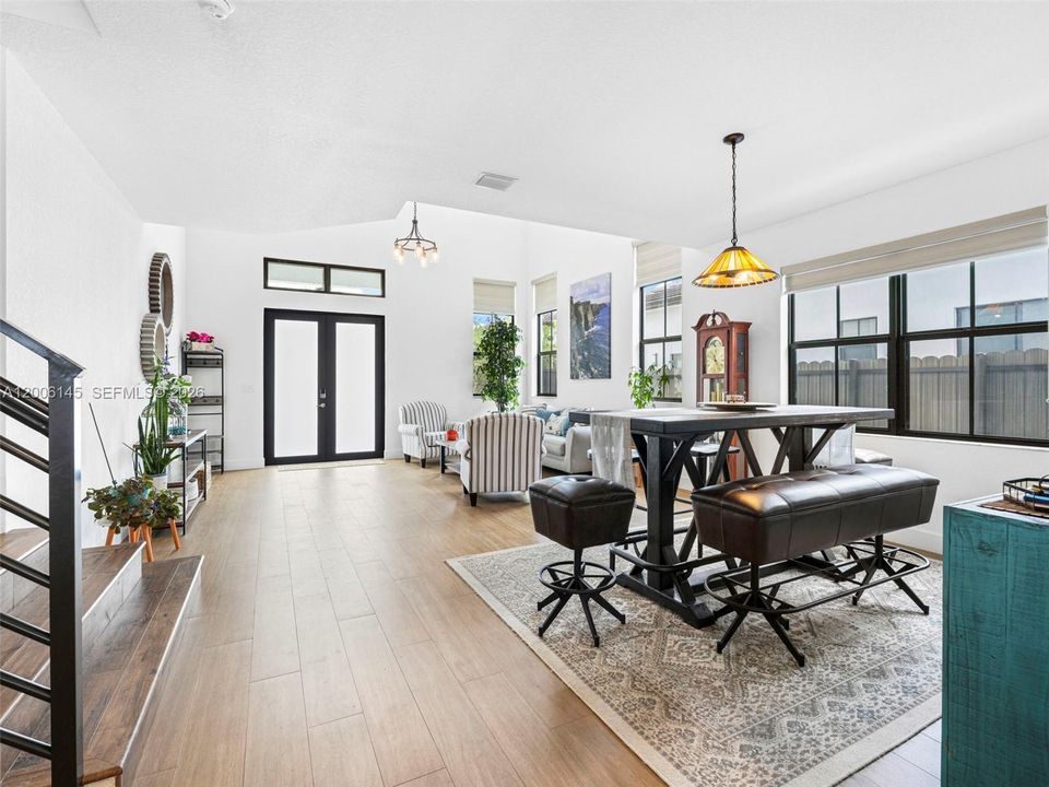 En Venta: $1,275,900 (5 camas, 4 baños, 3194 Pies cuadrados)
