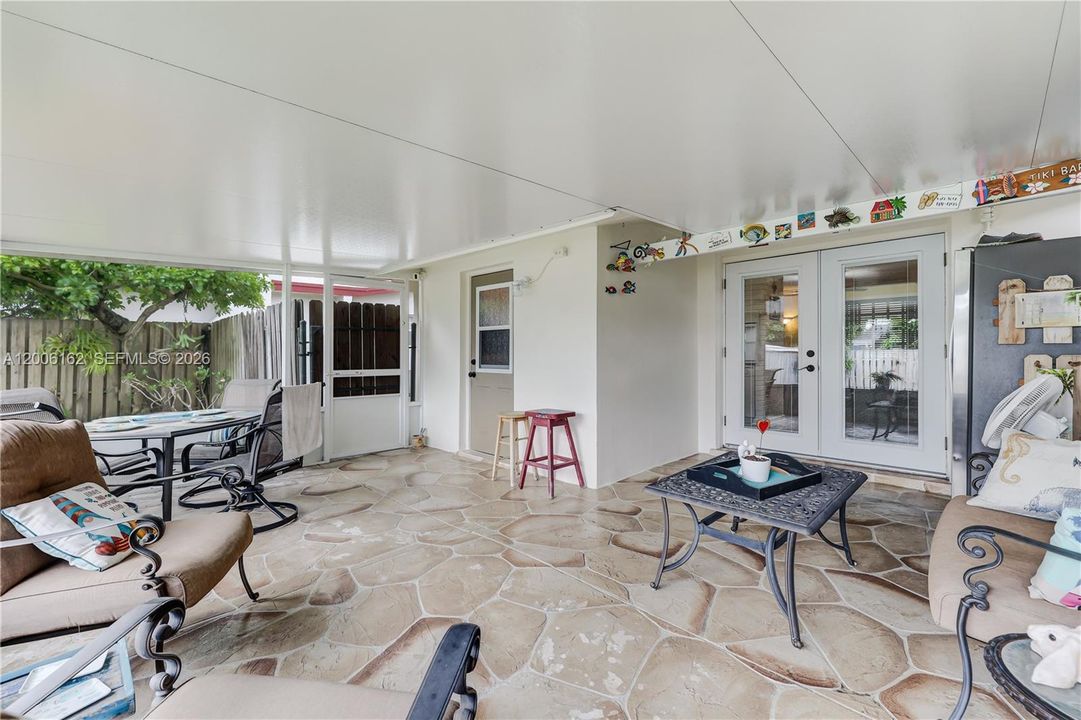 Activo con contrato: $379,900 (2 camas, 1 baños, 888 Pies cuadrados)