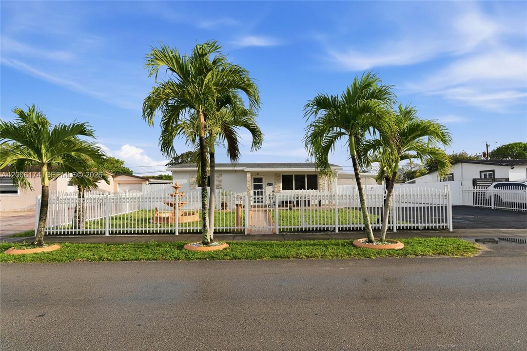 Activo con contrato: $640,000 (3 camas, 1 baños, 1062 Pies cuadrados)