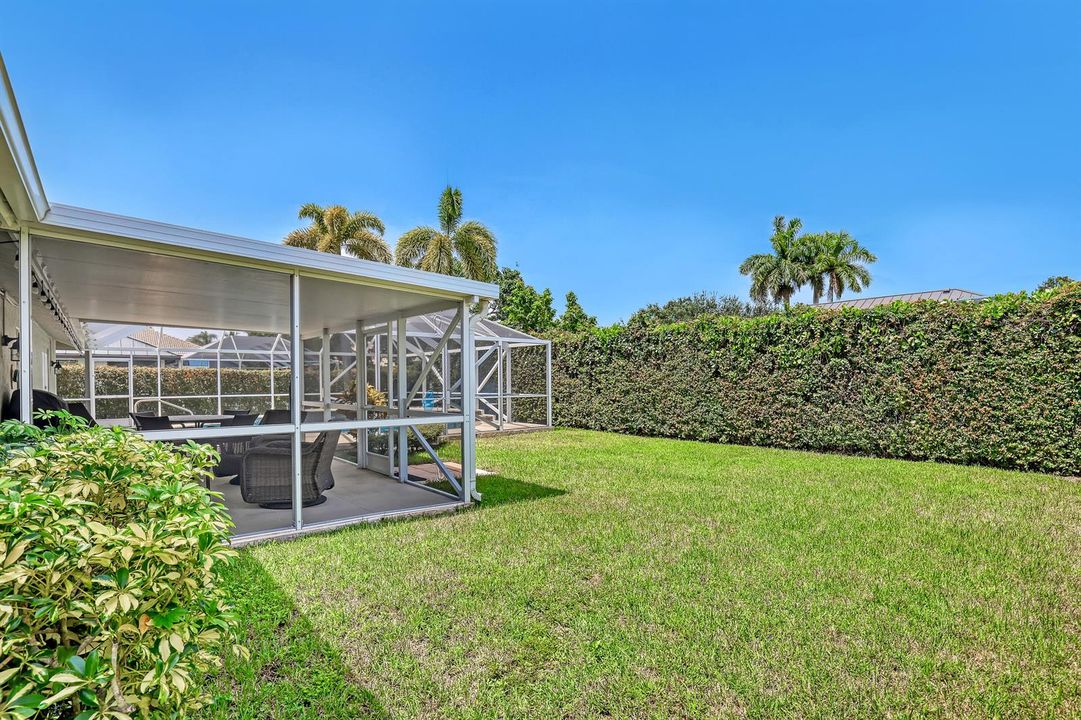 Side Rear yard