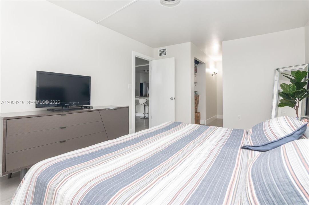 En Venta: $215,000 (1 camas, 1 baños, 812 Pies cuadrados)