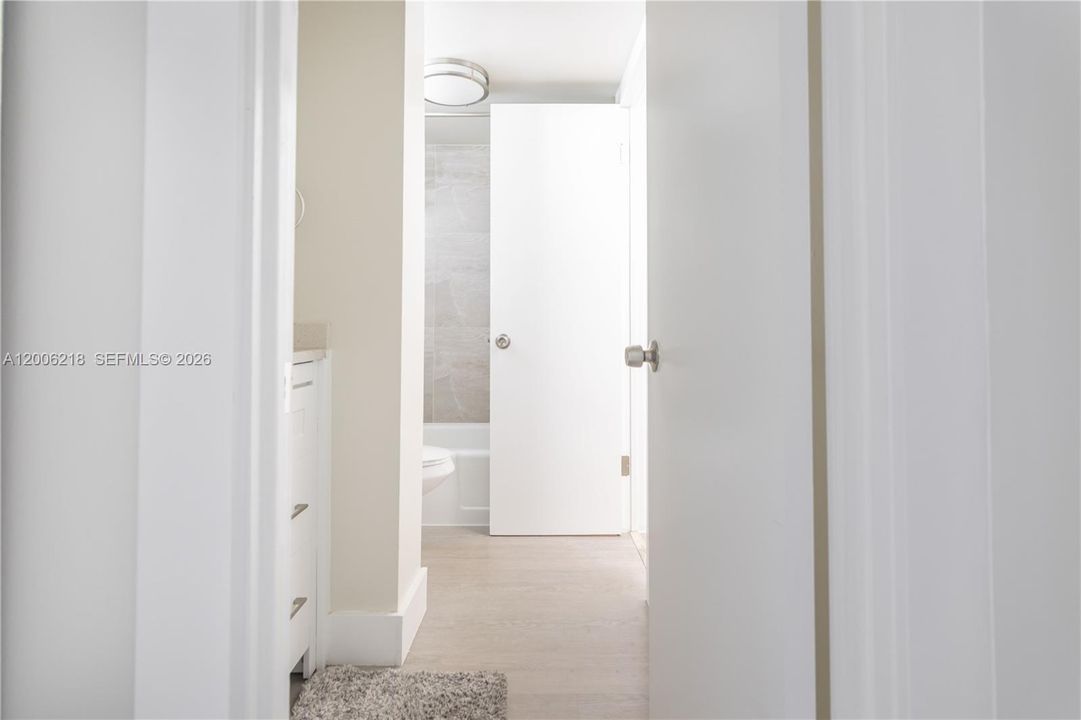 En Venta: $215,000 (1 camas, 1 baños, 812 Pies cuadrados)