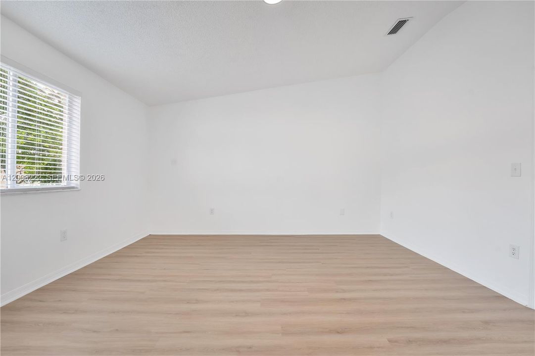 En Renta: $2,850 (3 camas, 2 baños, 1462 Pies cuadrados)