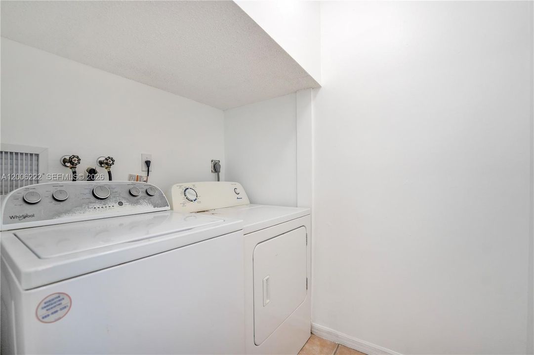 En Renta: $2,850 (3 camas, 2 baños, 1462 Pies cuadrados)