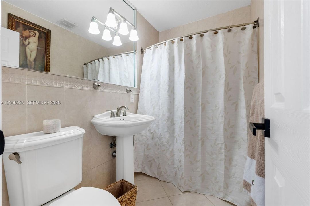 Active With Contract: $775,000 (4 beds, 4 baths, 2400 Square Feet)