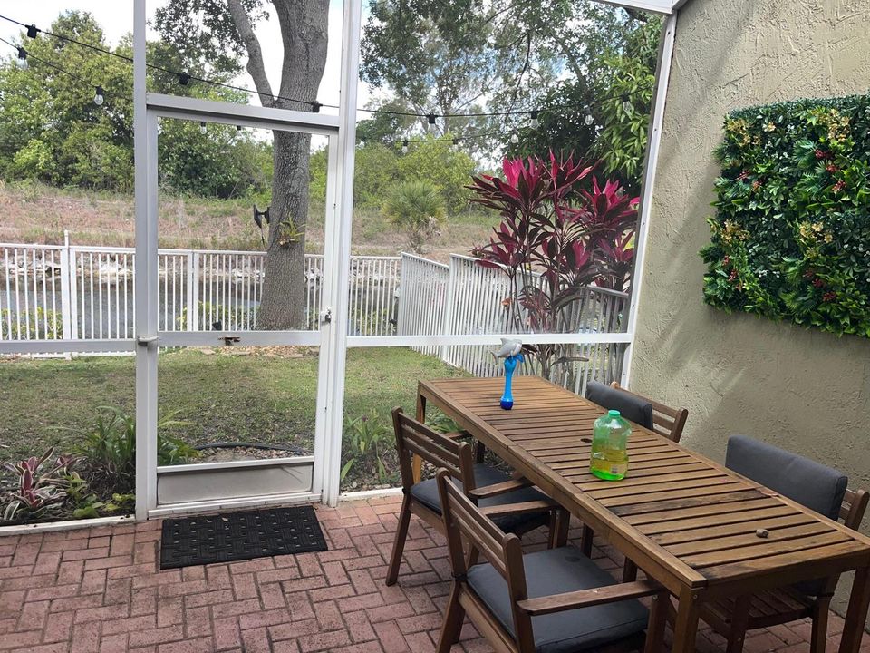 SCREENED PATIO