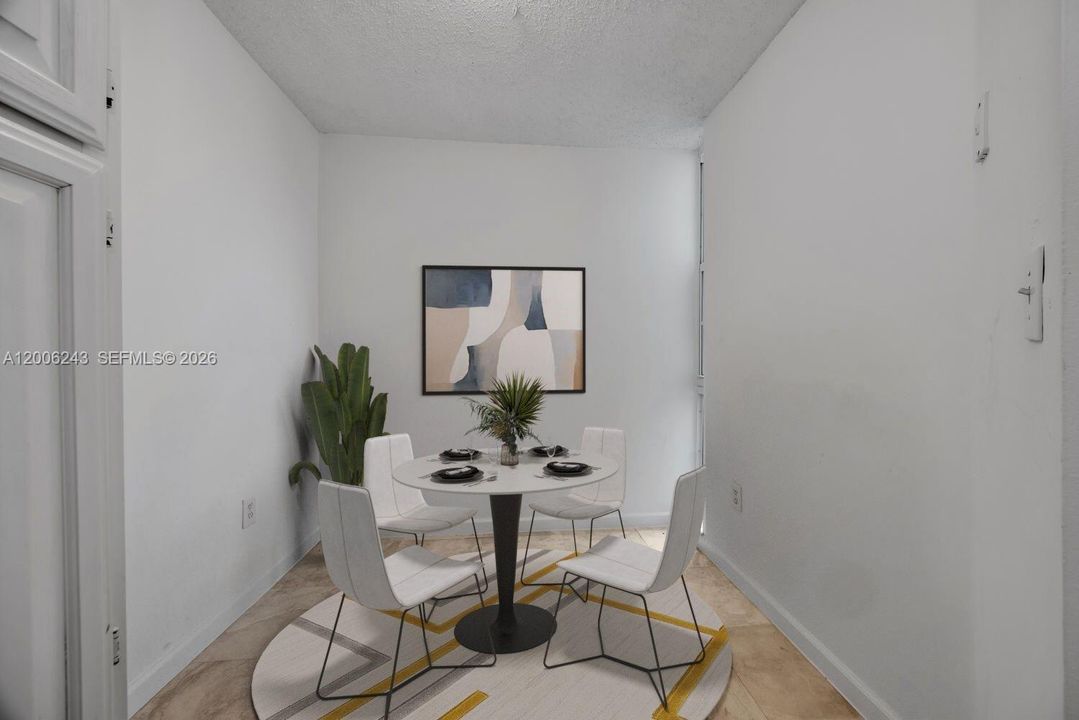 Active With Contract: $2,850 (2 beds, 2 baths, 910 Square Feet)