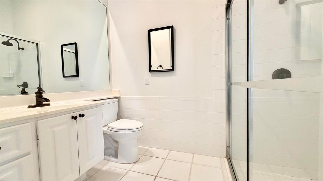 Principal with Shower