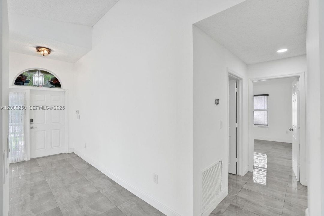 For Sale: $779,000 (3 beds, 2 baths, 1731 Square Feet)