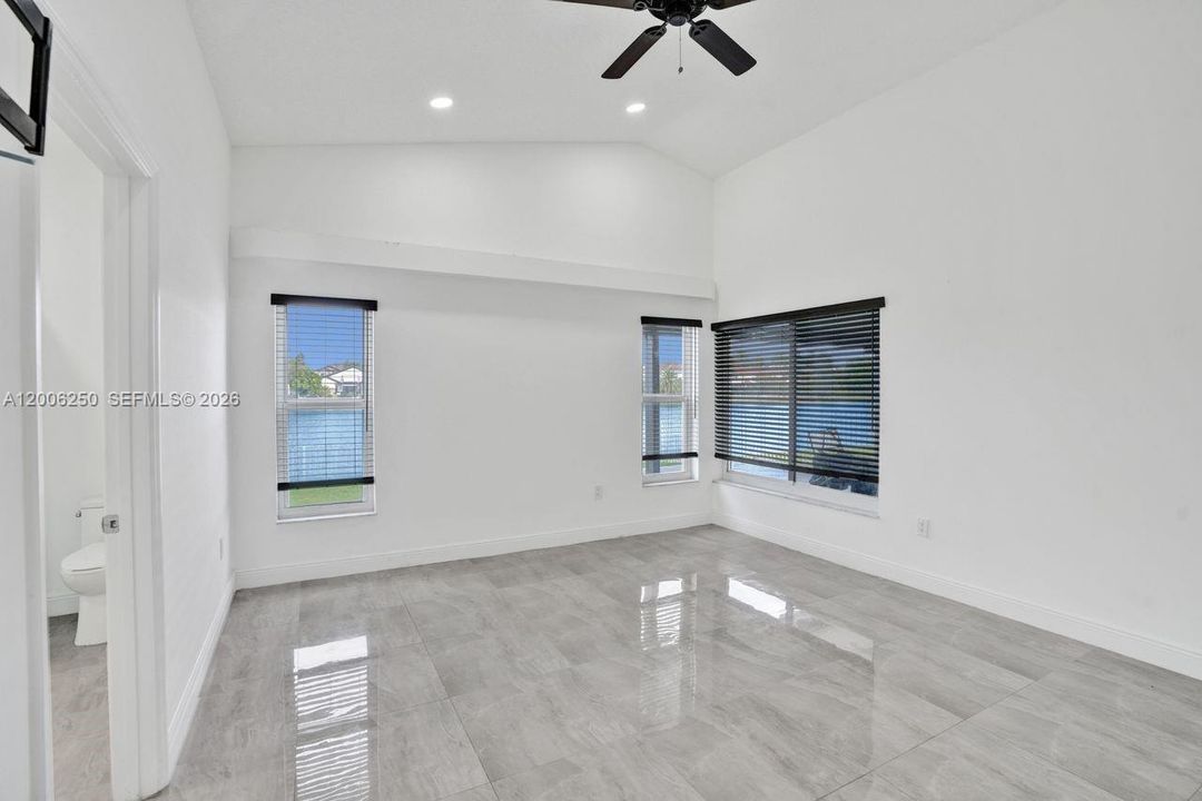 For Sale: $779,000 (3 beds, 2 baths, 1731 Square Feet)