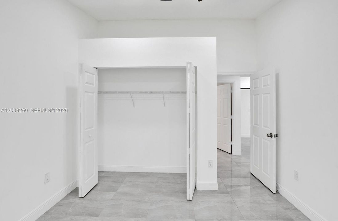 For Sale: $779,000 (3 beds, 2 baths, 1731 Square Feet)