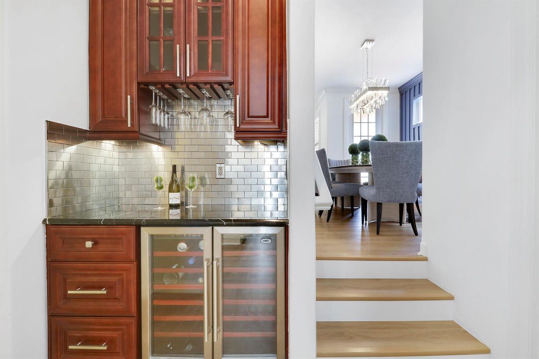 Wine/Coffee Bar to Dining