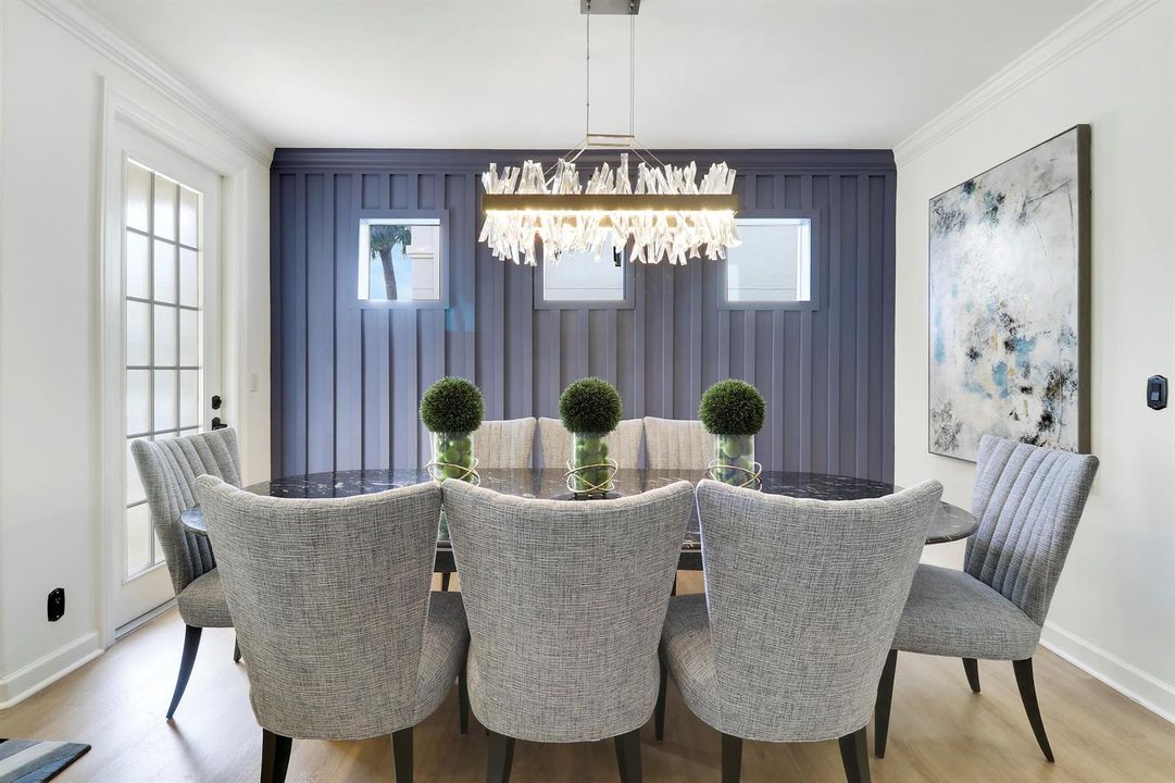 Formal Dining