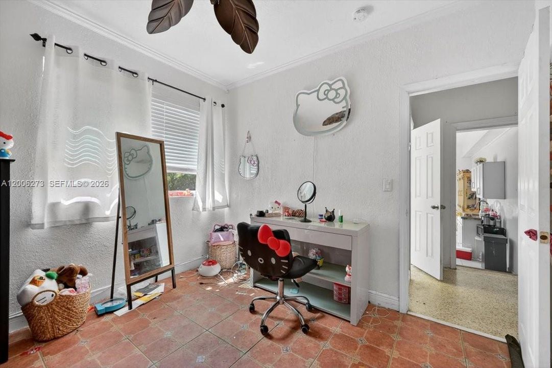 For Sale: $1,200,000 (3 beds, 2 baths, 2844 Square Feet)