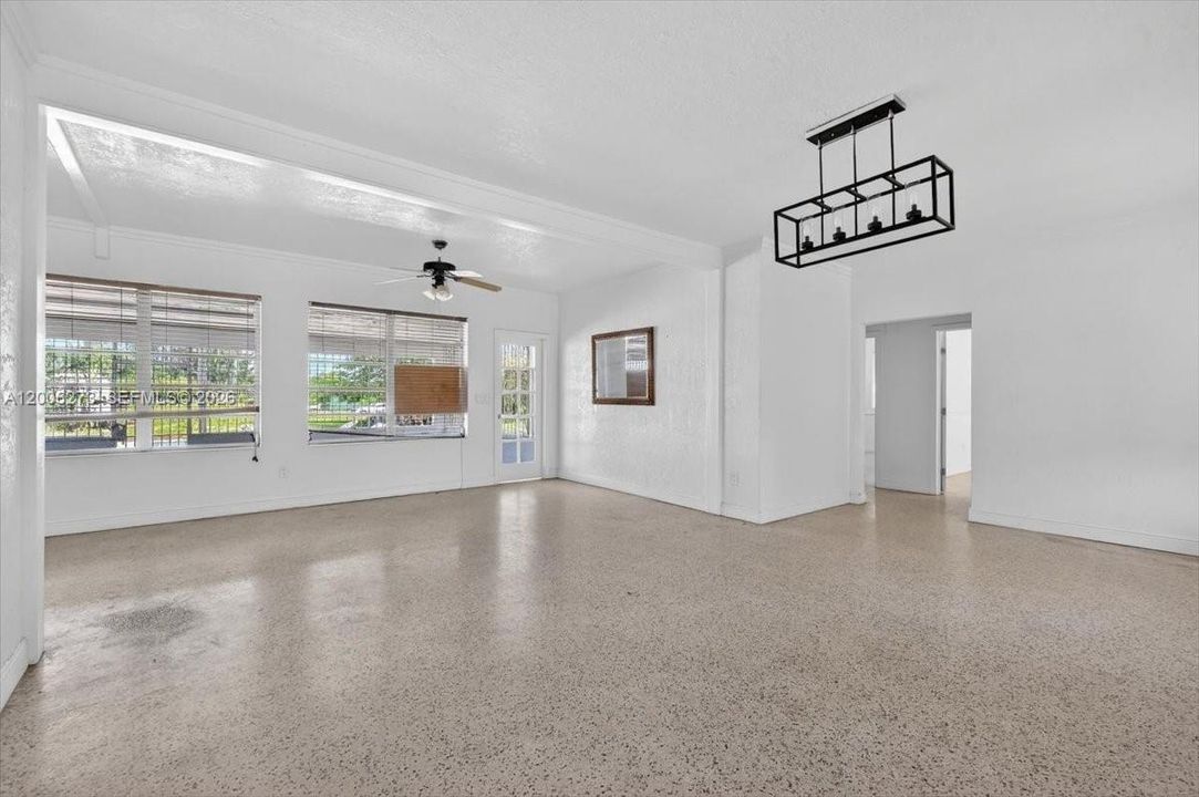 For Sale: $1,200,000 (3 beds, 2 baths, 2844 Square Feet)