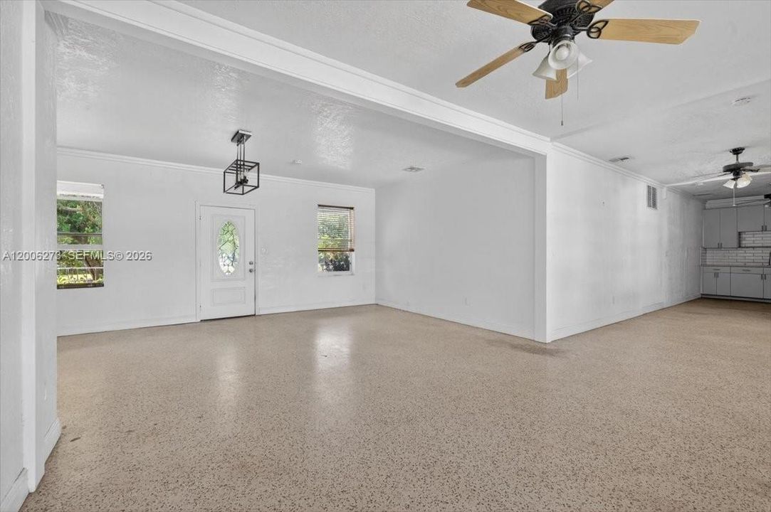 For Sale: $1,200,000 (3 beds, 2 baths, 2844 Square Feet)
