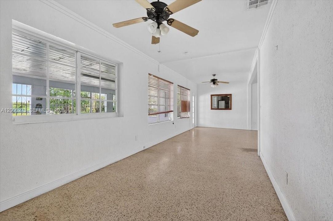 For Sale: $1,200,000 (3 beds, 2 baths, 2844 Square Feet)