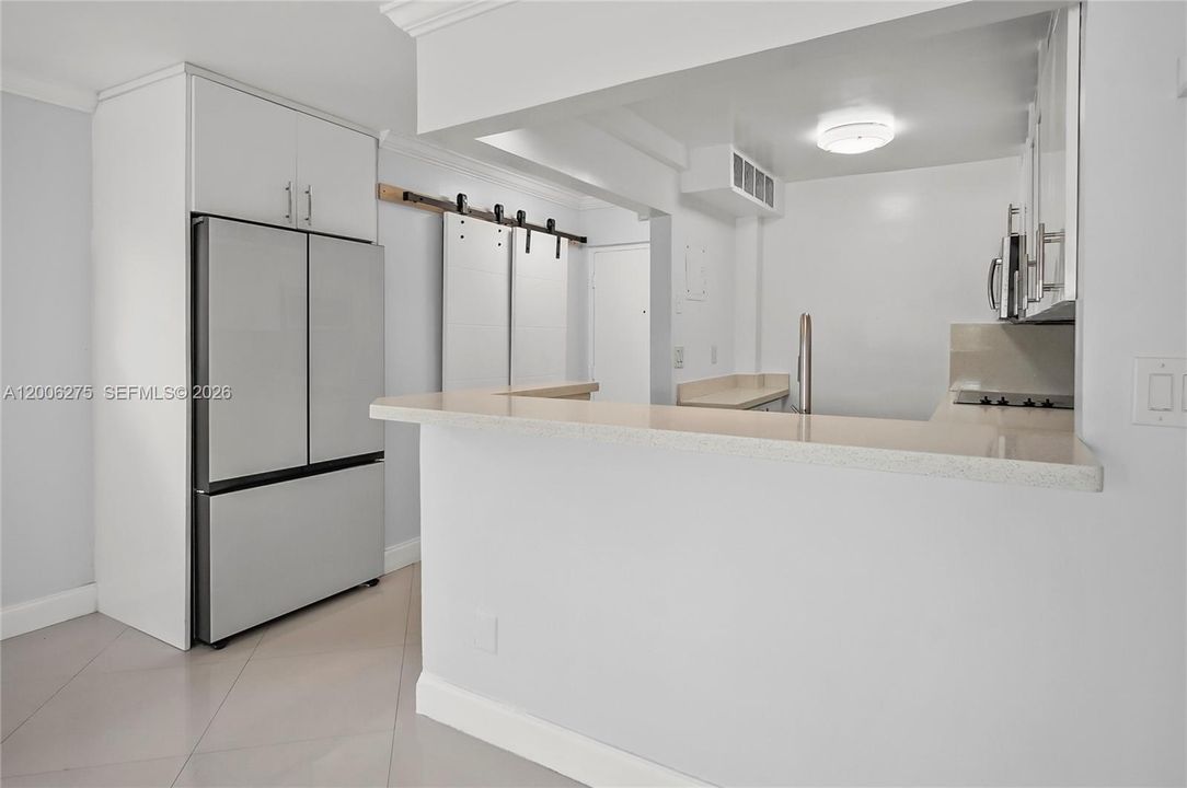 Activo con contrato: $249,000 (2 camas, 2 baños, 959 Pies cuadrados)