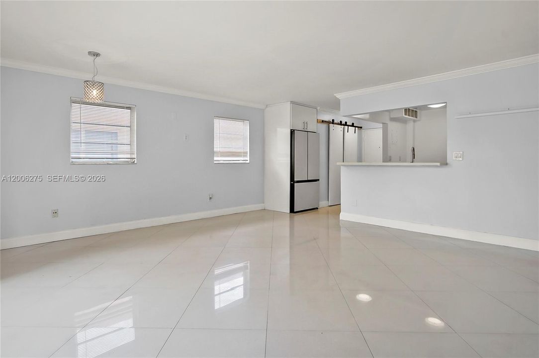 Activo con contrato: $249,000 (2 camas, 2 baños, 959 Pies cuadrados)