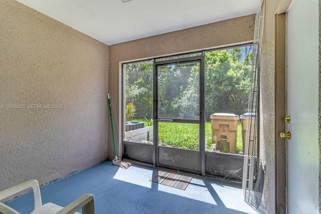 Recently Sold: $1,199,000 (0 beds, 0 baths, 0 Square Feet)
