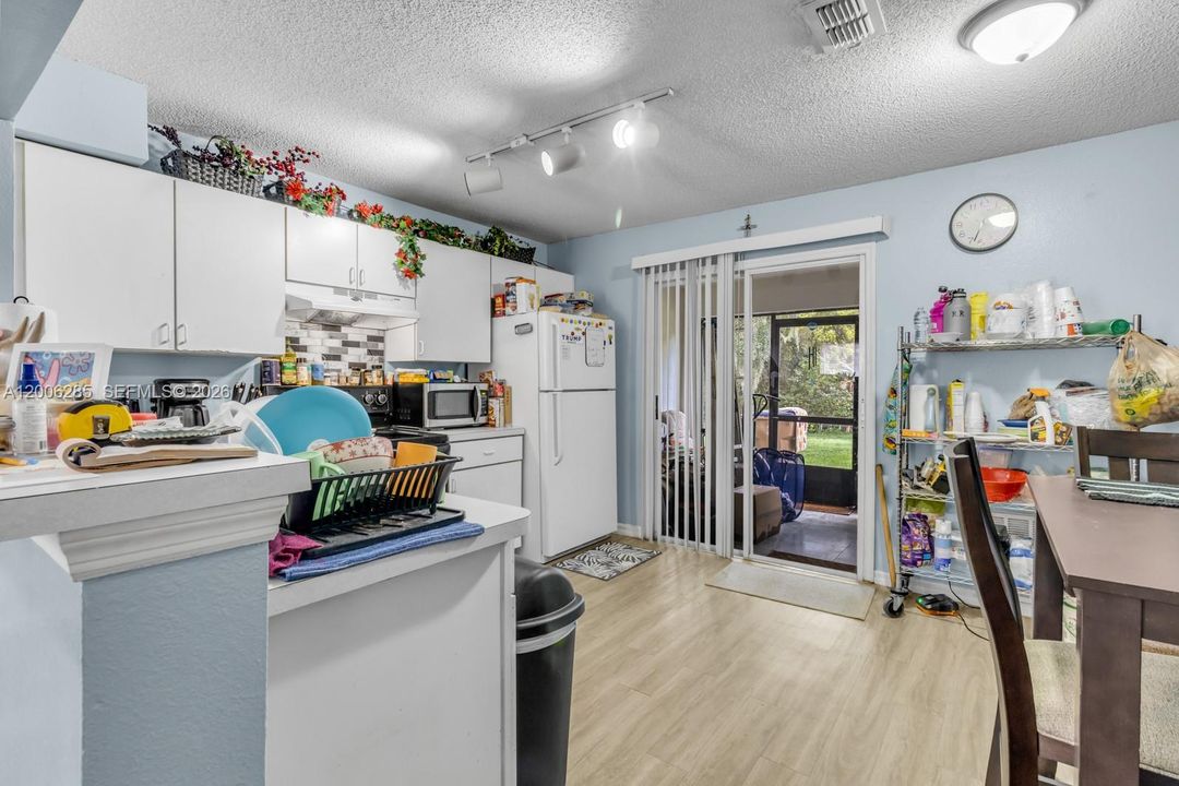 Recently Sold: $1,199,000 (0 beds, 0 baths, 0 Square Feet)