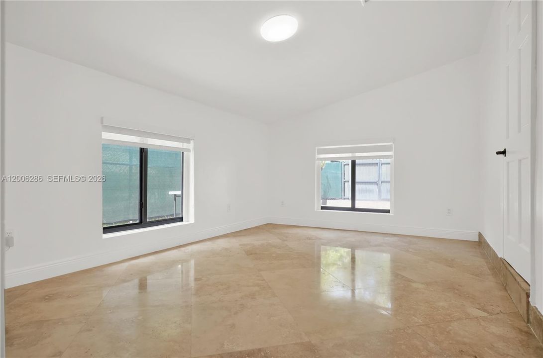 For Rent: $6,500 (3 beds, 2 baths, 1698 Square Feet)