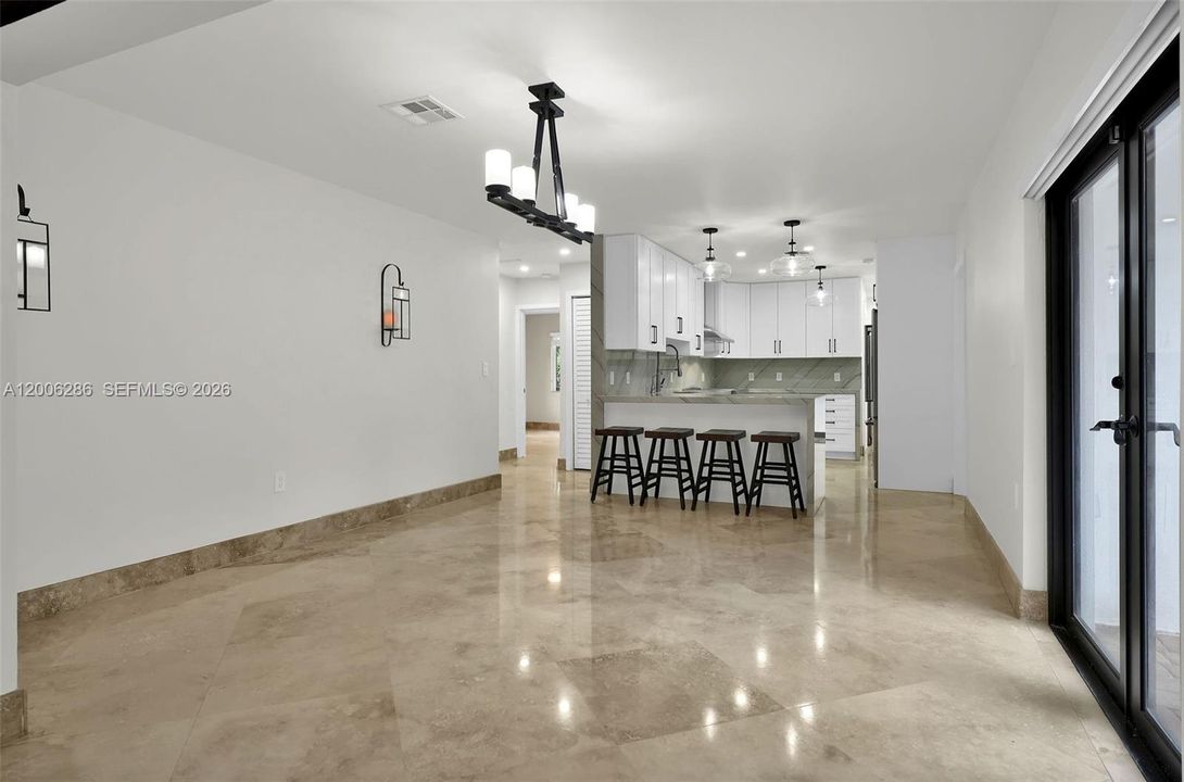 For Rent: $6,500 (3 beds, 2 baths, 1698 Square Feet)