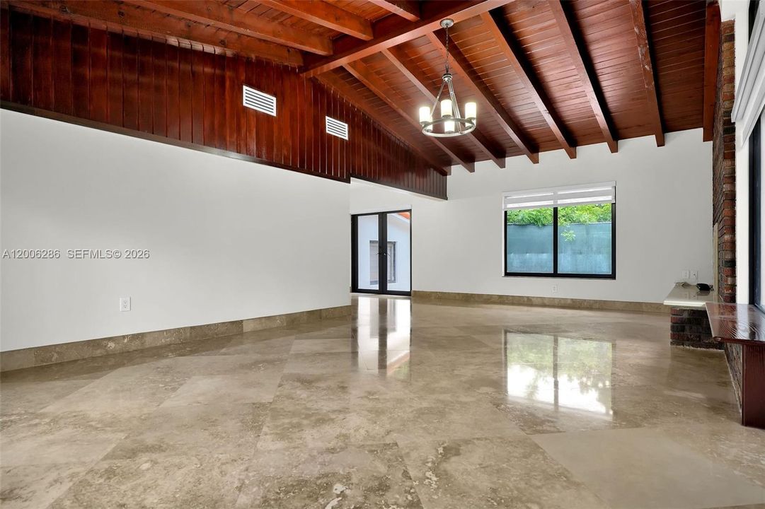 For Rent: $6,500 (3 beds, 2 baths, 1698 Square Feet)
