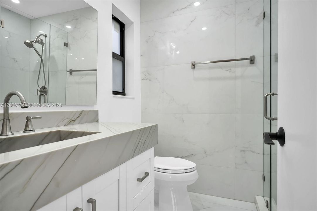 For Rent: $6,500 (3 beds, 2 baths, 1698 Square Feet)