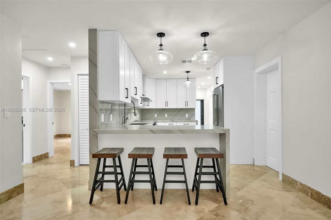 For Rent: $6,500 (3 beds, 2 baths, 1698 Square Feet)