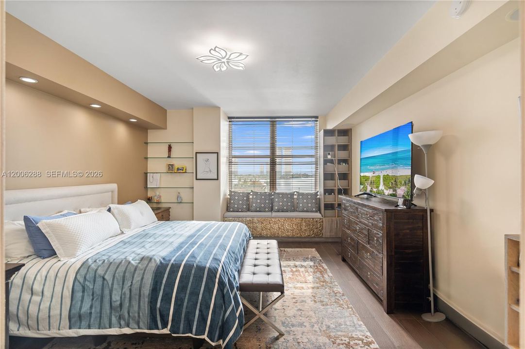 For Sale: $710,000 (3 beds, 2 baths, 2020 Square Feet)