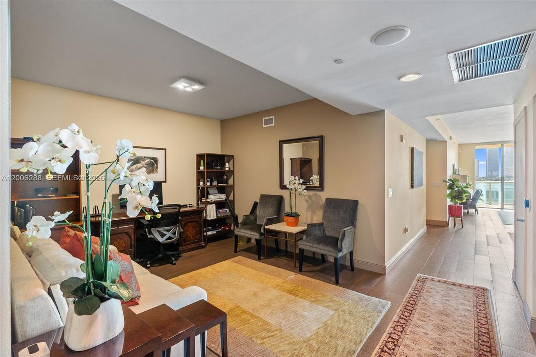 For Sale: $710,000 (3 beds, 2 baths, 2020 Square Feet)
