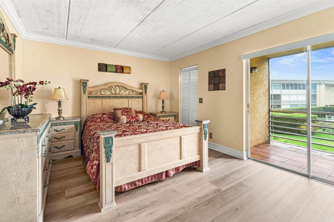 Large Master bedroom