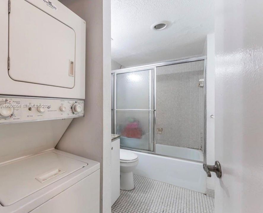 For Sale: $109,000 (2 beds, 2 baths, 1120 Square Feet)