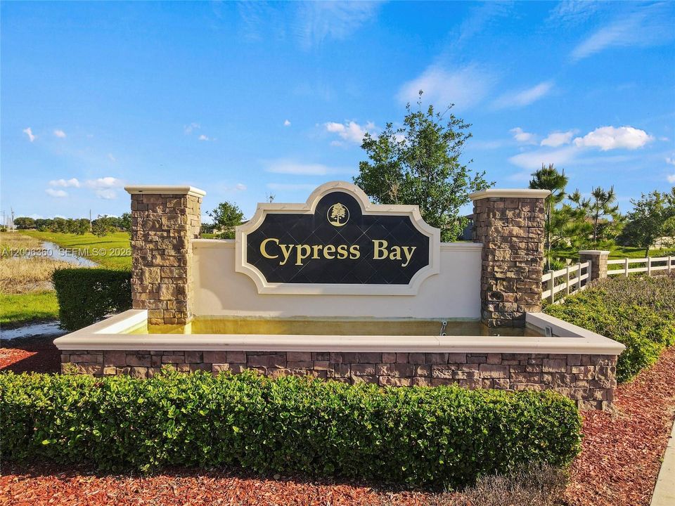 For Sale: $349,999 (4 beds, 2 baths, 1830 Square Feet)