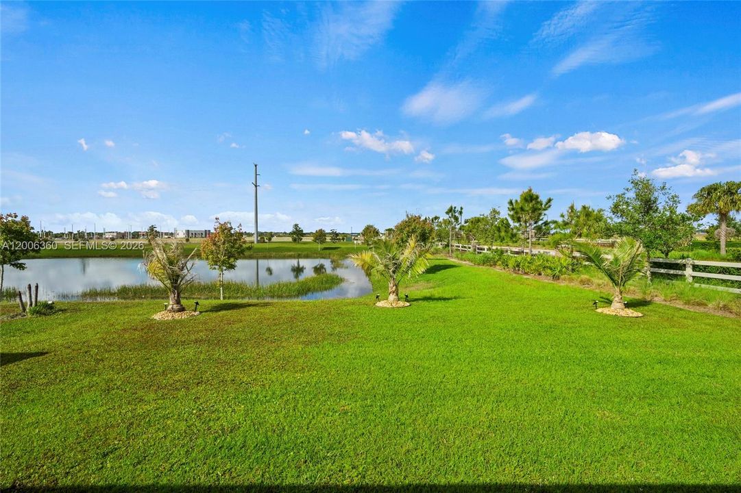 For Sale: $357,000 (4 beds, 2 baths, 1830 Square Feet)