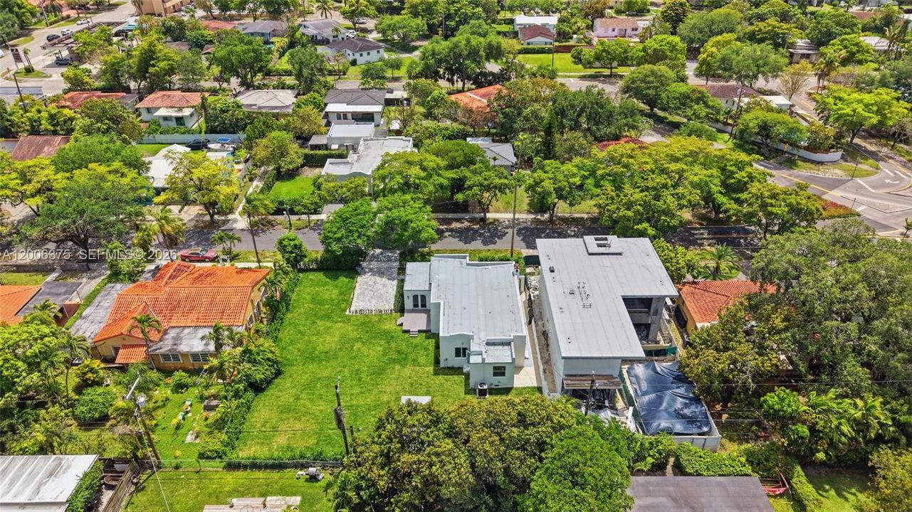 For Sale: $1,485,000 (3 beds, 3 baths, 1428 Square Feet)