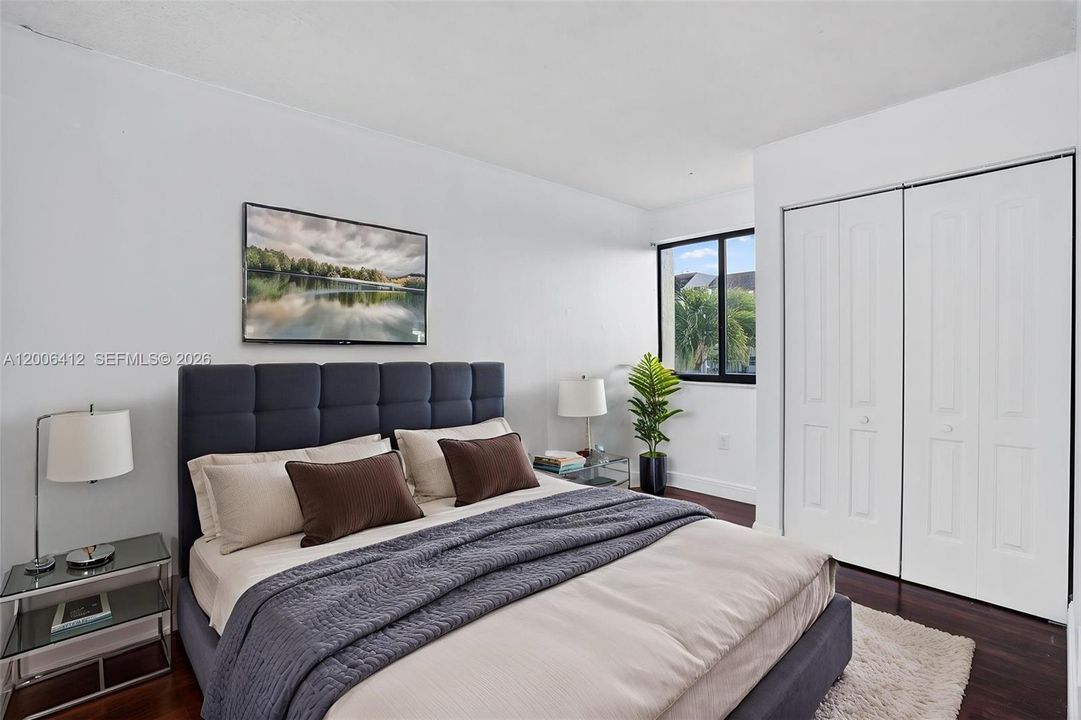 En Venta: $339,900 (3 camas, 2 baños, 1275 Pies cuadrados)