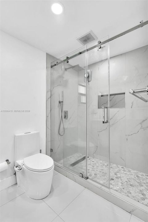 Vendido Recientemente: $649,000 (4 camas, 2 baños, 1724 Pies cuadrados)