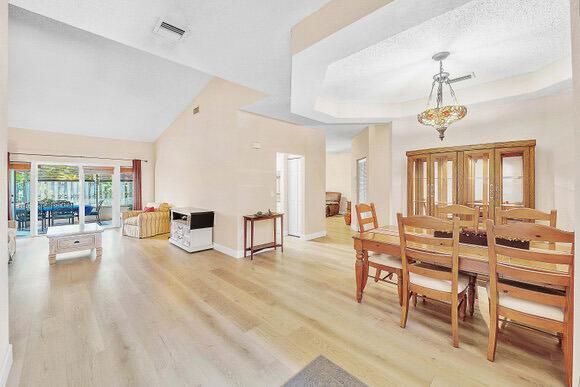Living room, Dining room