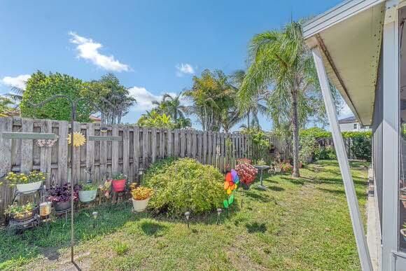 24 Backyard (2)