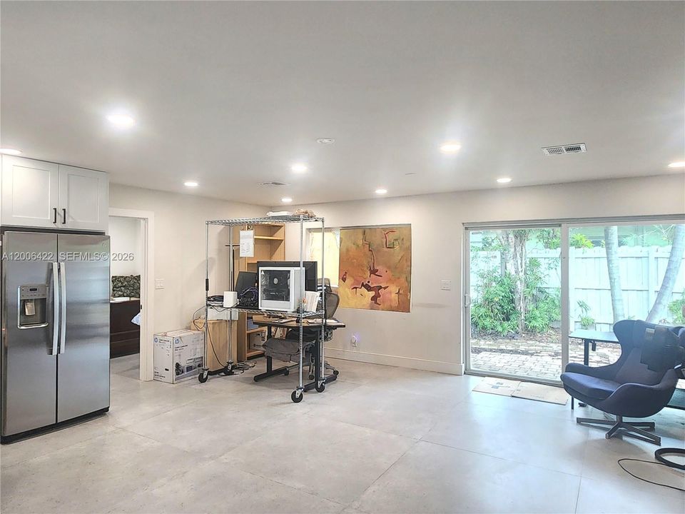 En Venta: $749,999 (3 camas, 2 baños, 1214 Pies cuadrados)