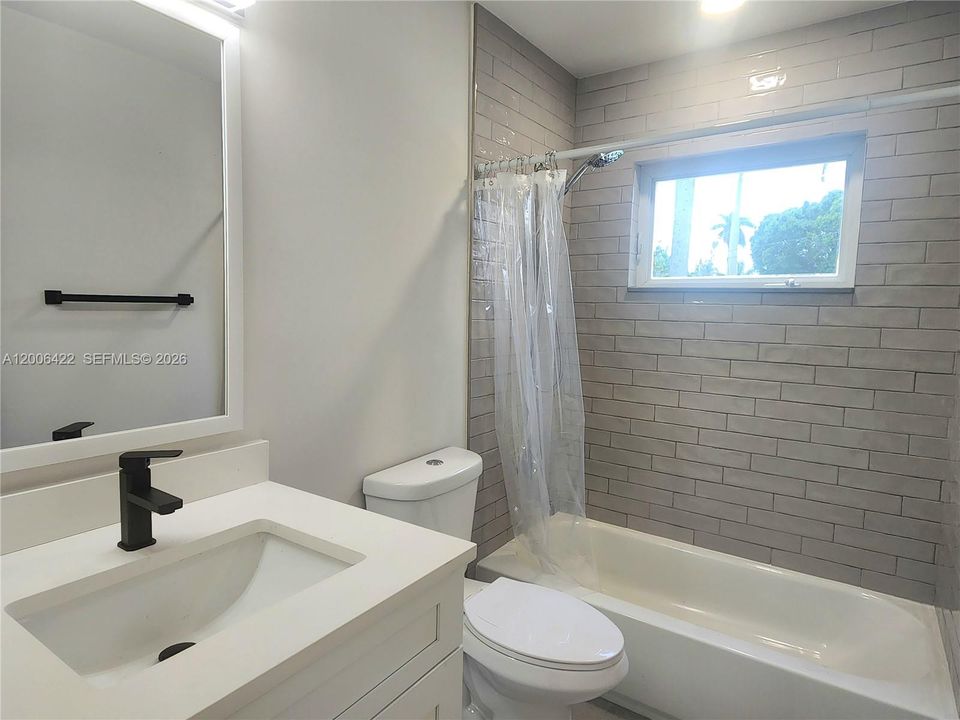 En Venta: $749,999 (3 camas, 2 baños, 1214 Pies cuadrados)