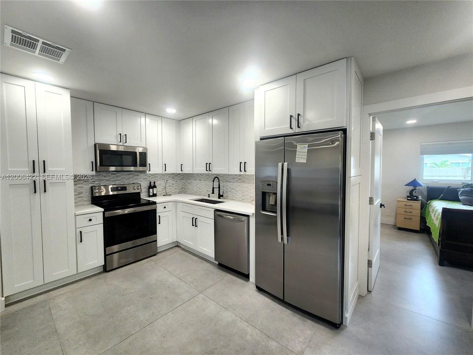 En Venta: $749,999 (3 camas, 2 baños, 1214 Pies cuadrados)