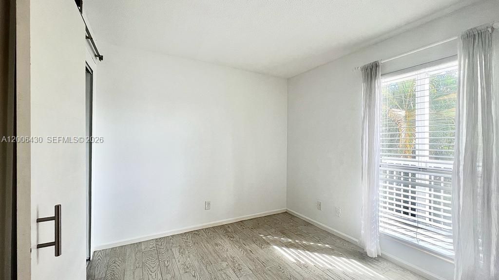 Active With Contract: $1,850 (1 beds, 1 baths, 502 Square Feet)