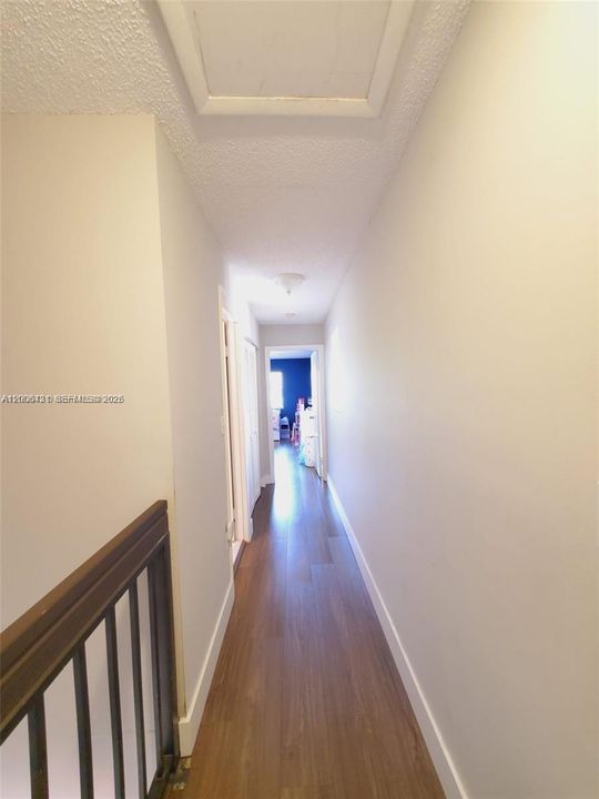 Recientemente alquilado: $4,099 (3 camas, 2 baños, 1712 Pies cuadrados)