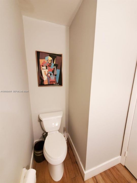Recientemente alquilado: $4,099 (3 camas, 2 baños, 1712 Pies cuadrados)