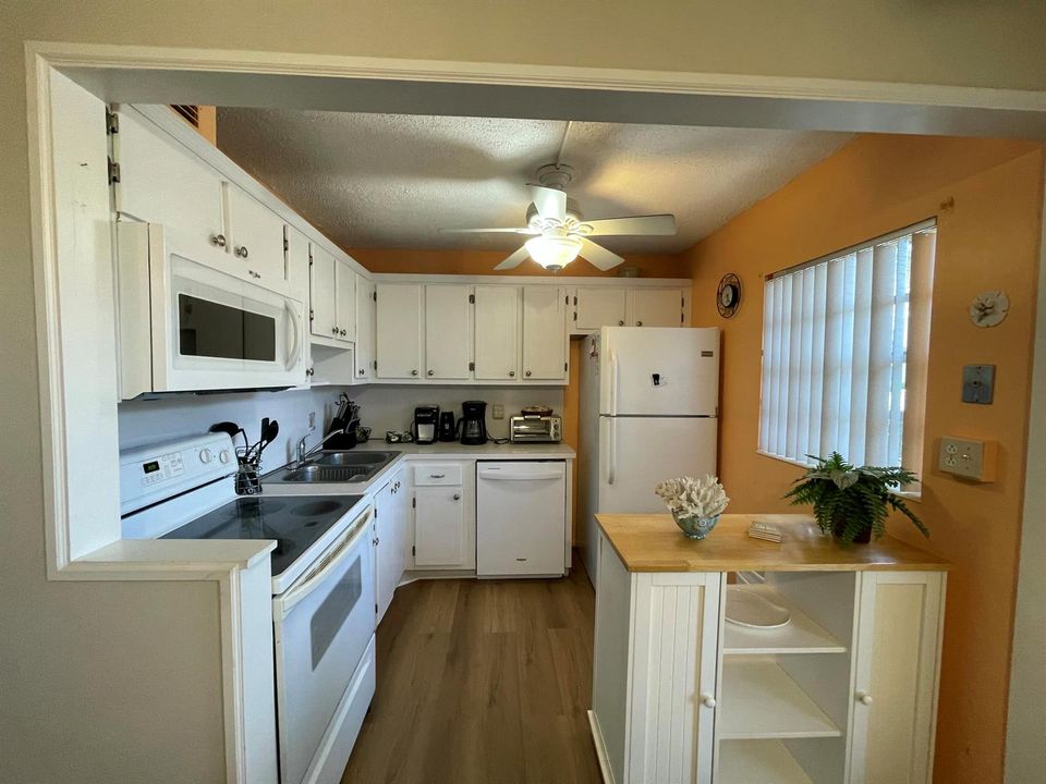 Open Kitchen