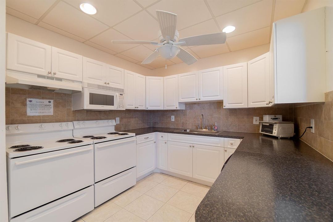 Clubhouse Kitchen