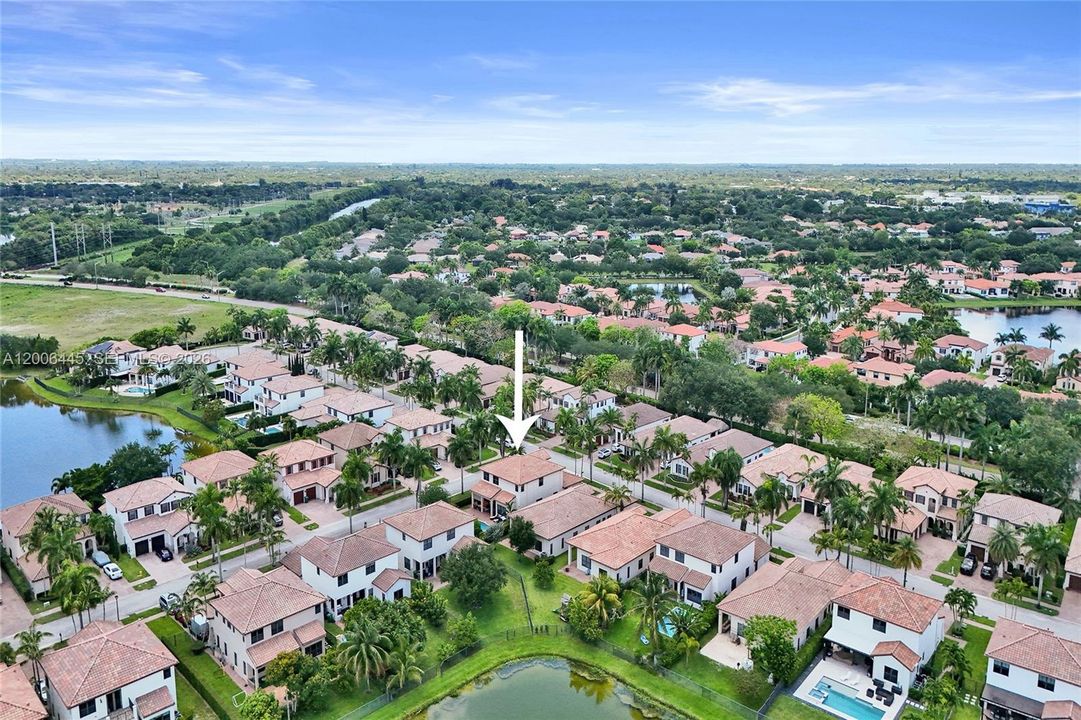 Aerial view to the west